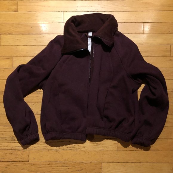 Women's Lululemon Cropped Full-Zip Plush Times Fleece Jacket - Picture 4 of 16